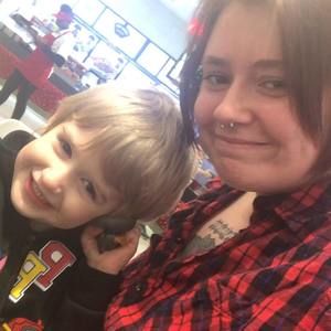 Meet your Posher, Allison